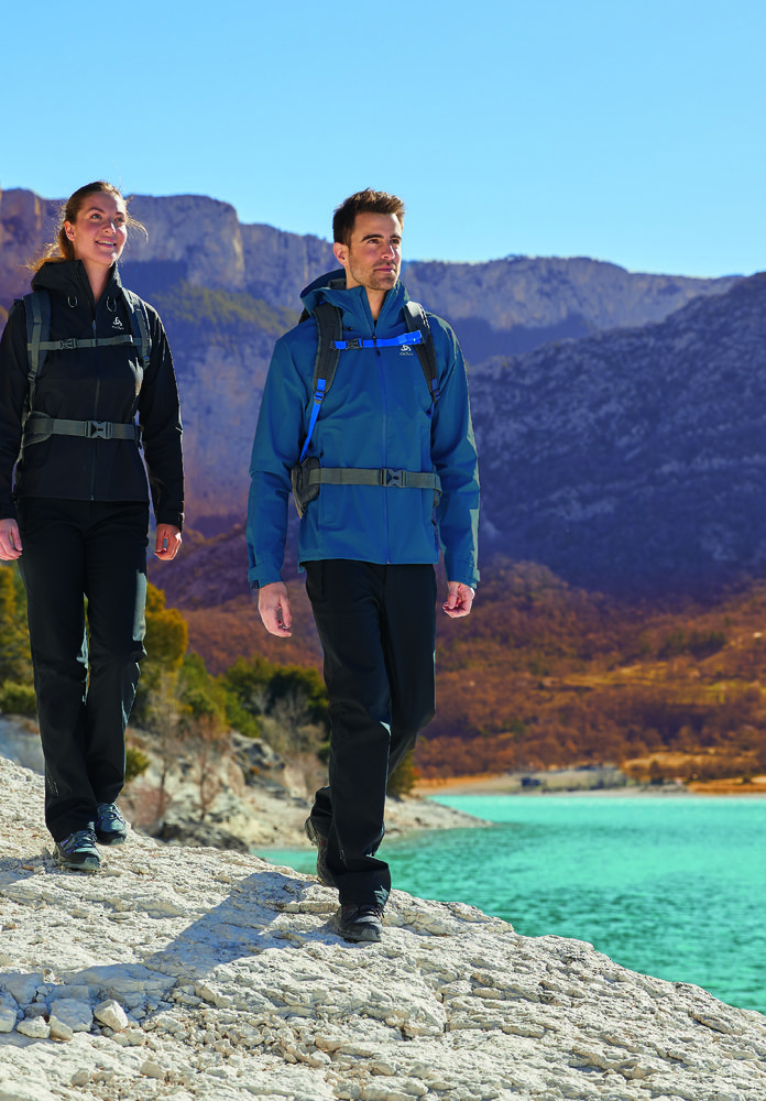 Veste Isolante Femme Odlo Ascent S-Thermic Mid – Imperméable, Coupe Athlétique, Garnissage Primaloft, Capuche Réglable, Pour Randonnée Et Plein Air
