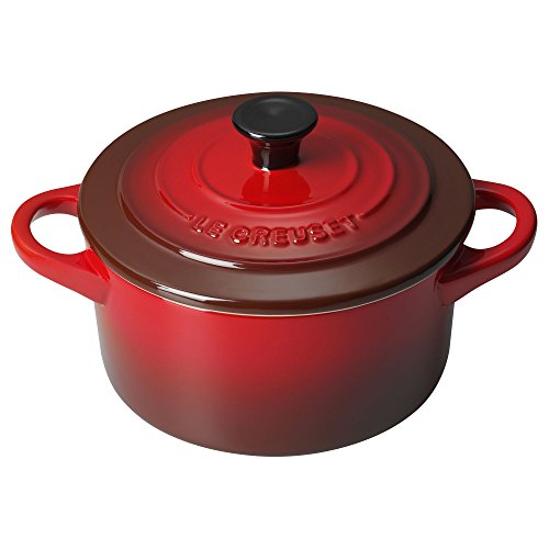 Stoneware petite 0.25 litre round casserole, ce...