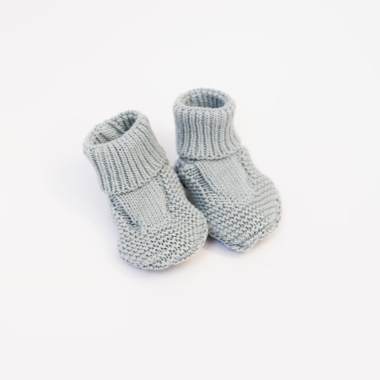  Chaussons Tricot Petits Chats Bleu Danube 1 mois de La Manufacture de Layette code EAN 01162625 