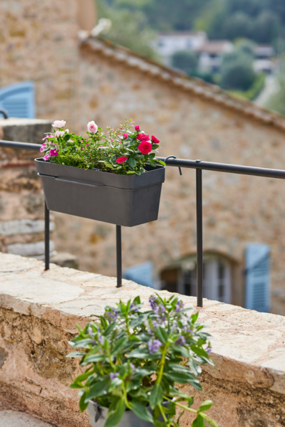  Kit Jardinière et support Like avec réserve d'eau Deroma code EAN 0191942082817 