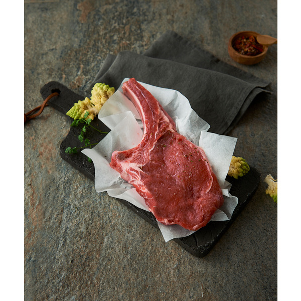  Veau D'aveyron Et Du Ségala Igp Label Rouge Filière Auchan "Cultivons Le Bon" : Côte*** Avec Os code EAN 0205268000000 