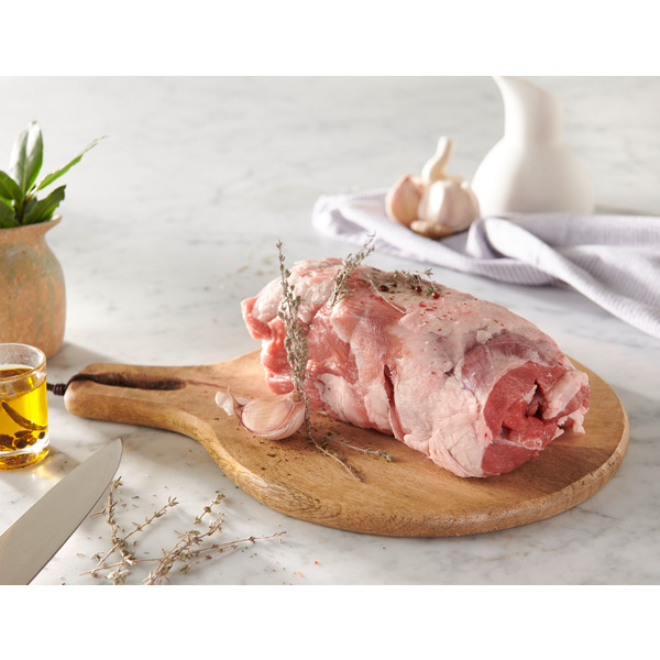  Agneau : Épaule** (Sans Os De Palette)  code EAN 0206279000000 