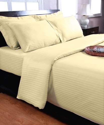 Housse de couette avec des rayures effet satin ...