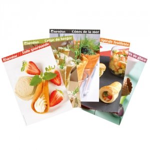 Kit: 3 Cônes en Inox + poche a douille + 5 Délicieuses Recettes + Feuille de Cuisson 0600649699032 Coquelicot et Coccinelle Kit: 3 Cônes en Inox + poche a douille + 5 Délicieuses Recettes + Feuille de Cuisson 0600649699032 Coquelicot et Coccinelle