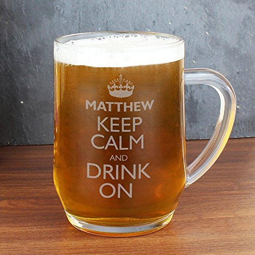 Think Favours Personnalisé gravé chope de bière - Keep Calm and Carry On Cuisine Gifts - Bière Chopes Mugs - en verre et verres code EAN 0606184803927 