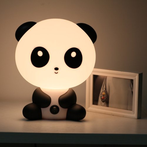 Yodes Beau dessin animé de kungfu panda forme portable de bureau de lampe de lumière de lampe 0606529375089 (0606529375089)