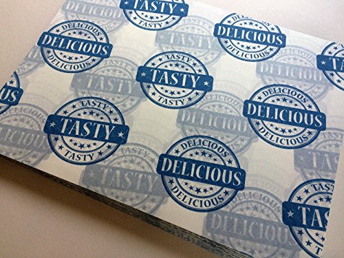 Délicieux et savoureux feuilles de papier sulfu...