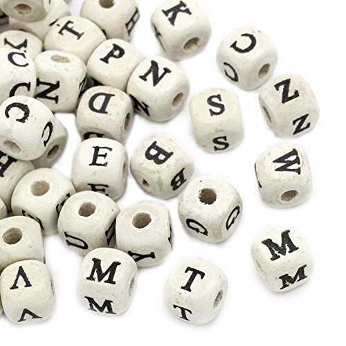 Housweety HOUSWEETY 200 Perles en Bois Nature Carre Alphabet Lettres A-Z 10x10mm code EAN 0701256125379 