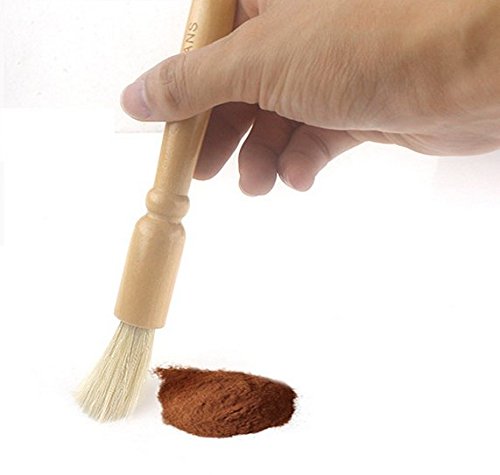 Poignée bois et soies naturelles bois dépoussié...