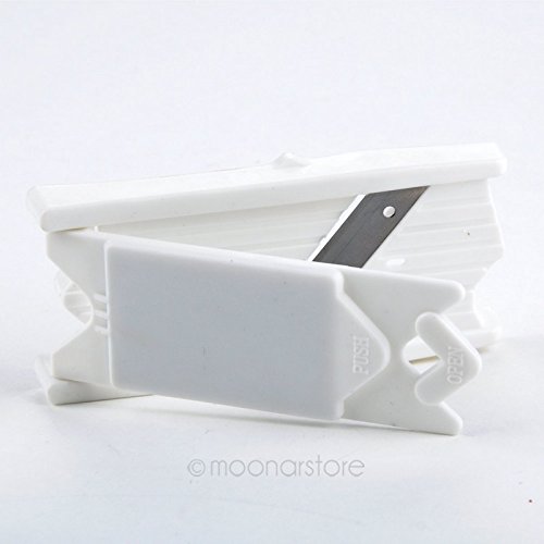 darpy (TM) Trancheuse de concombre en plastique avec Sharp Lame en acier inoxydable avec un miroir coupe concombre Appareil à concombre xjj0093 0734016993710 Darpy darpy (TM) Trancheuse de concombre en plastique avec Sharp Lame en acier inoxydable avec un miroir coupe concombre Appareil à concombre xjj0093 0734016993710 Darpy