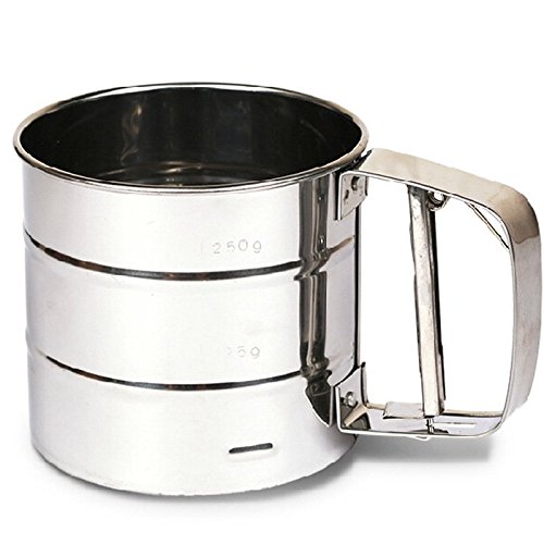 oumosi Tasse en acier inoxydable Tamis à farine avec échelle de mesure en maille Mark Glaçage Sucre Farine Tamis Shaker Cuisine Cuisson Outil 0753510994832 Oumosi