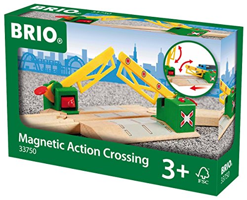 - 33750 - circuit de train en bois - passage à ...