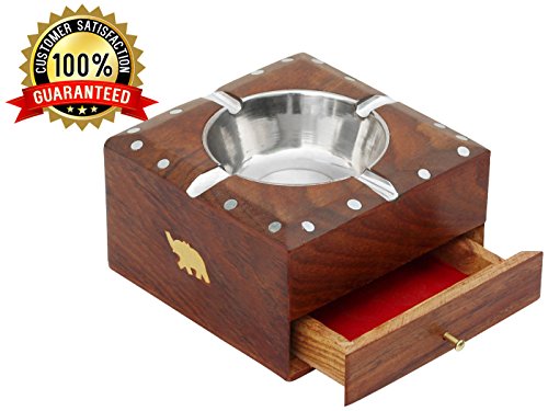 Cendrier avec 4 de fentes de porte-cigarette et...