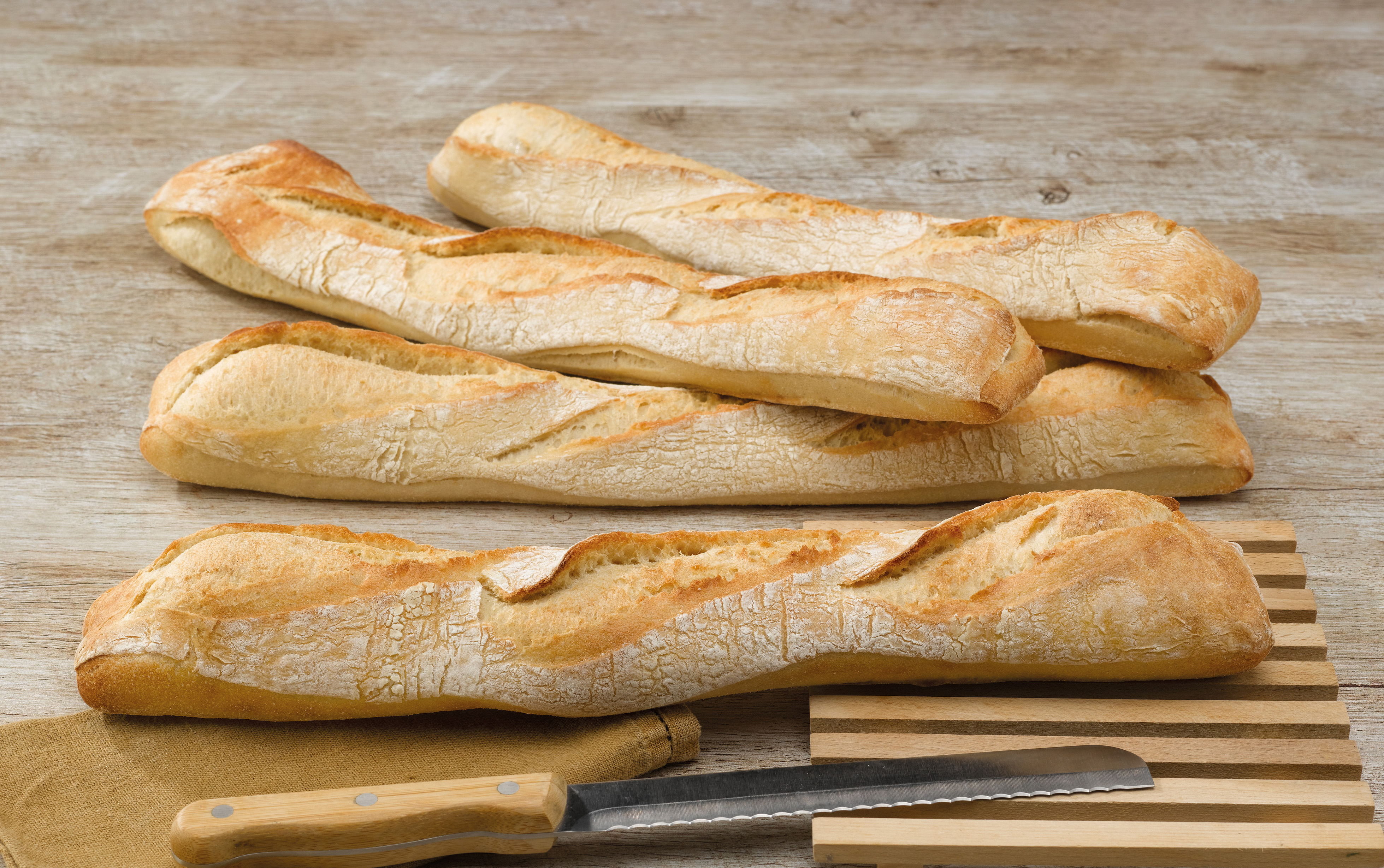  3 BAGUETTES RUSTIQUE U + 1 OFFERTE code EAN 2000000268705 