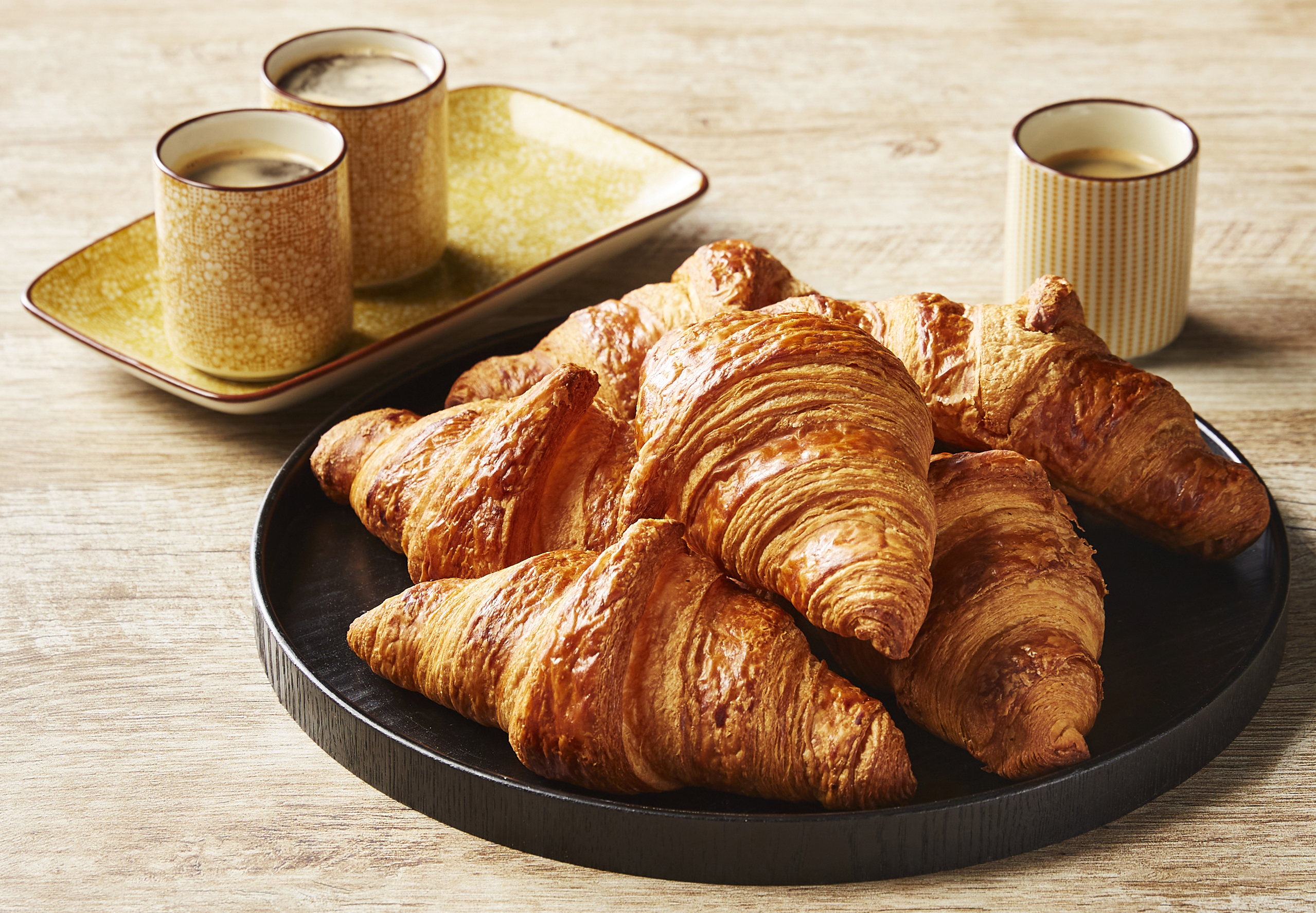  4 CROISSANTS PUR BEURRE U SAVEURS code EAN 2000000271842 