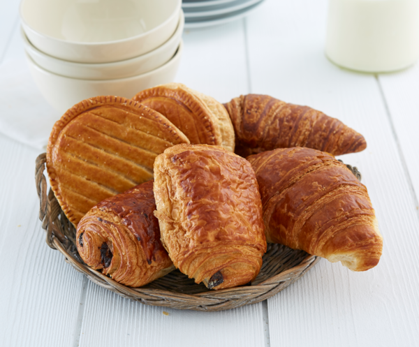  2 Croissants + 2 Pains Au Chocolat + 2 Chaussons Aux Pommes Pur Beurre code EAN 2030507314490 