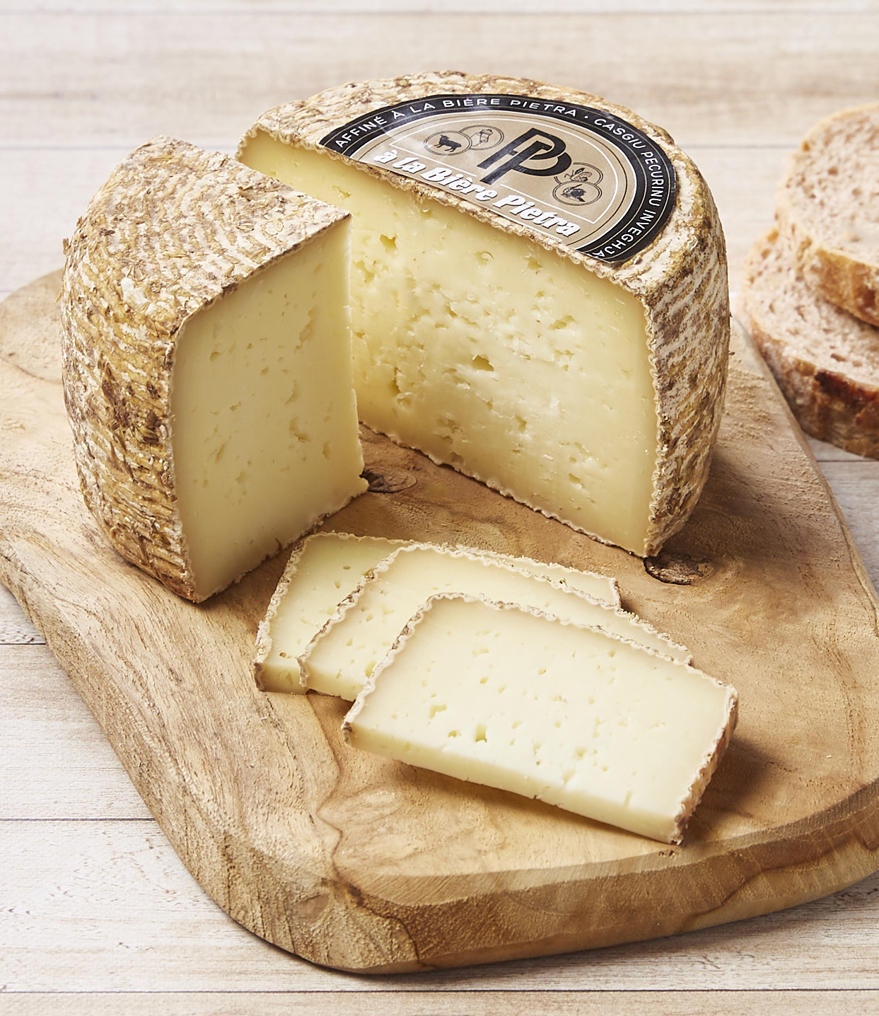  TOMMETTE DE BREBIS AFFINÉE À LA BIÈRE PIETRA PIERUCCI code EAN 209020000001 