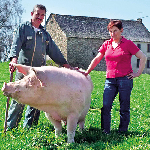 ÉLEVEURS DE COCHONS À LES FOURQUES-AVEYRON 2141203 Annie et Didier CRAYSSAC