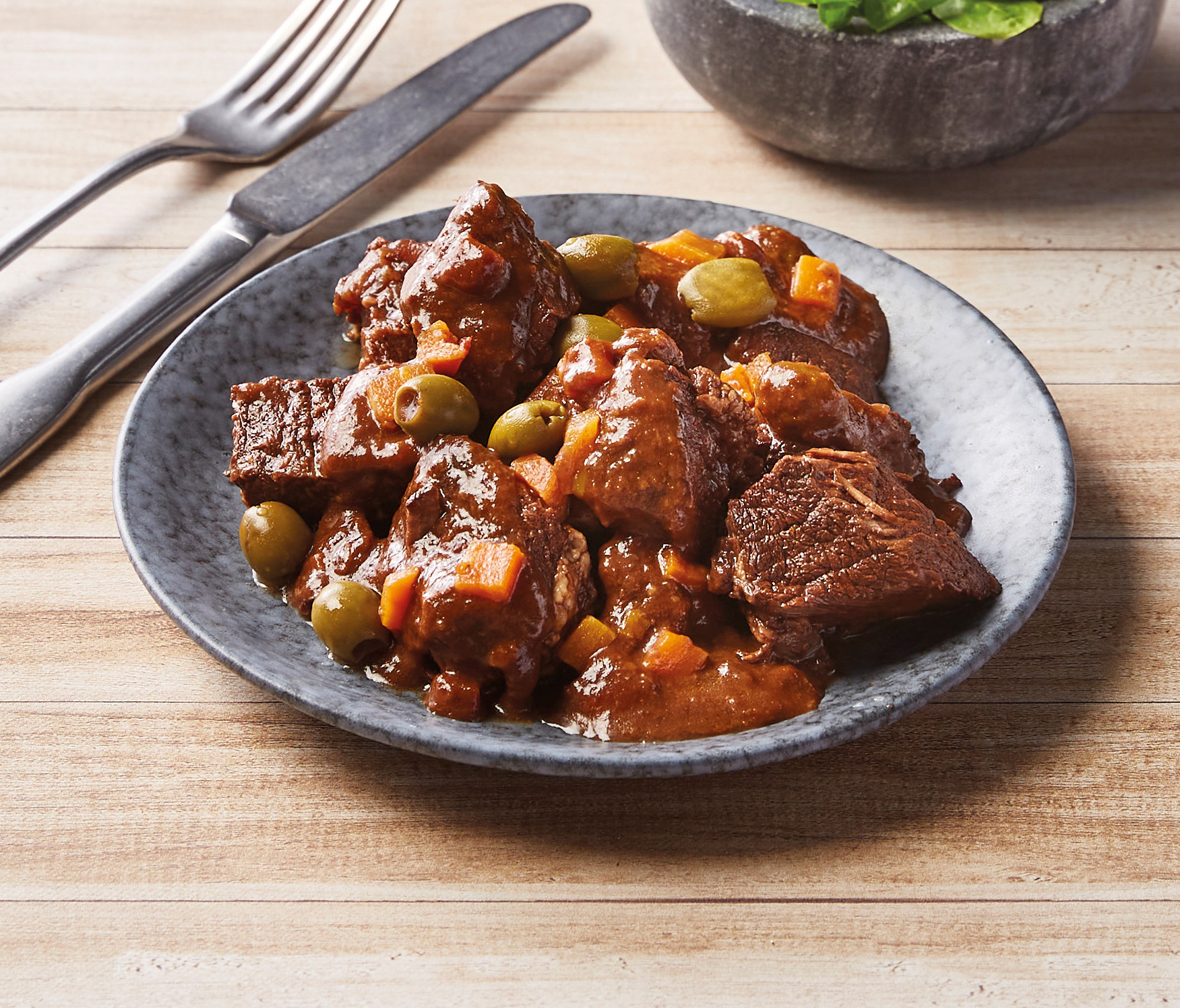  MIJOTÉ DE BŒUF AUX LÉGUMES 
BOURG TRAITEUR code EAN 2660671000006 