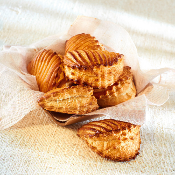  CHAUSSONS AUX POMMES X 6  code EAN 28405880 