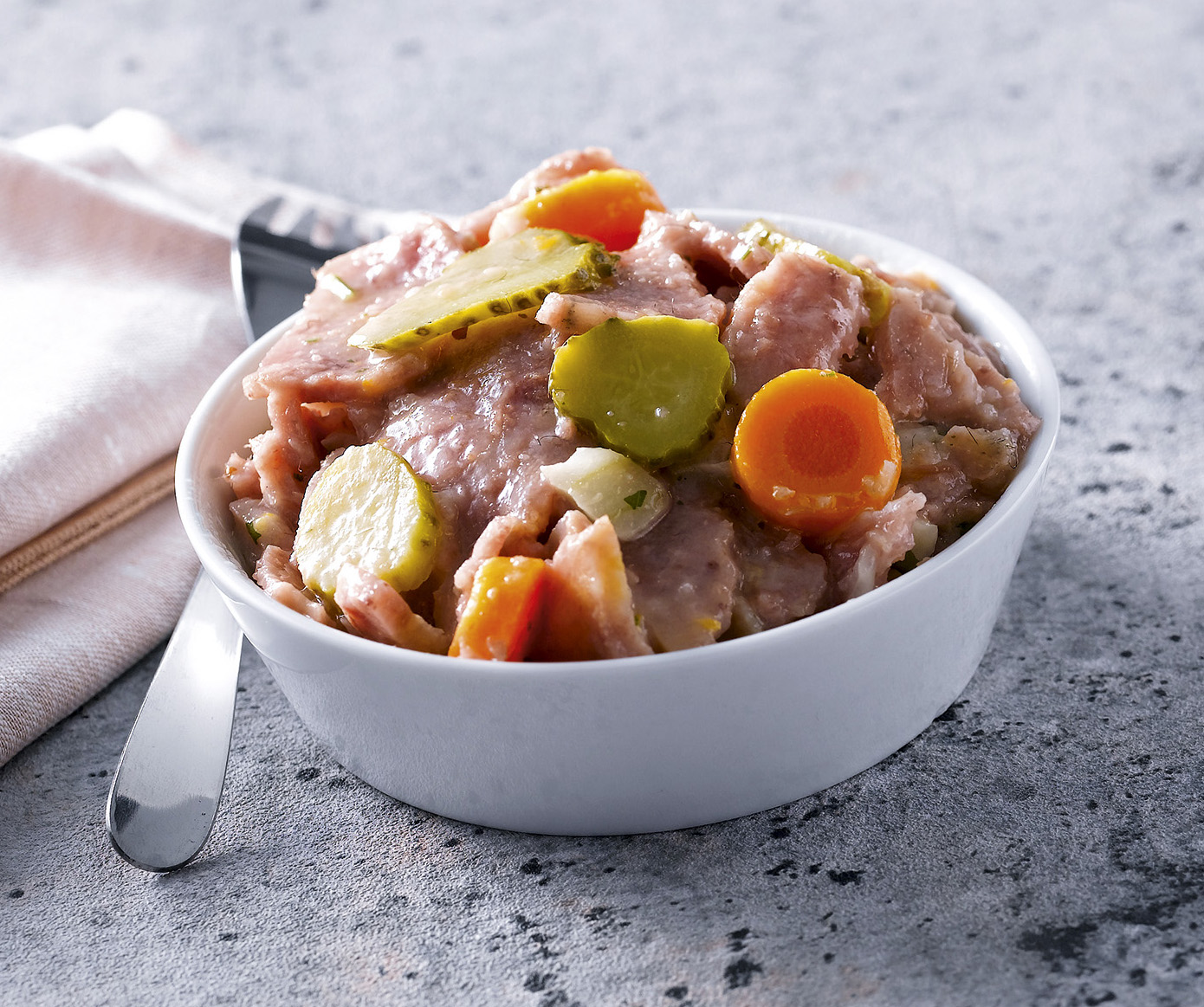  SALADE DE MUSEAU DE BŒUF AU MELFLOR
TRAITEUR DE LA THUR code EAN 2883577000004 