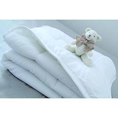 Couette blanche pour bébé