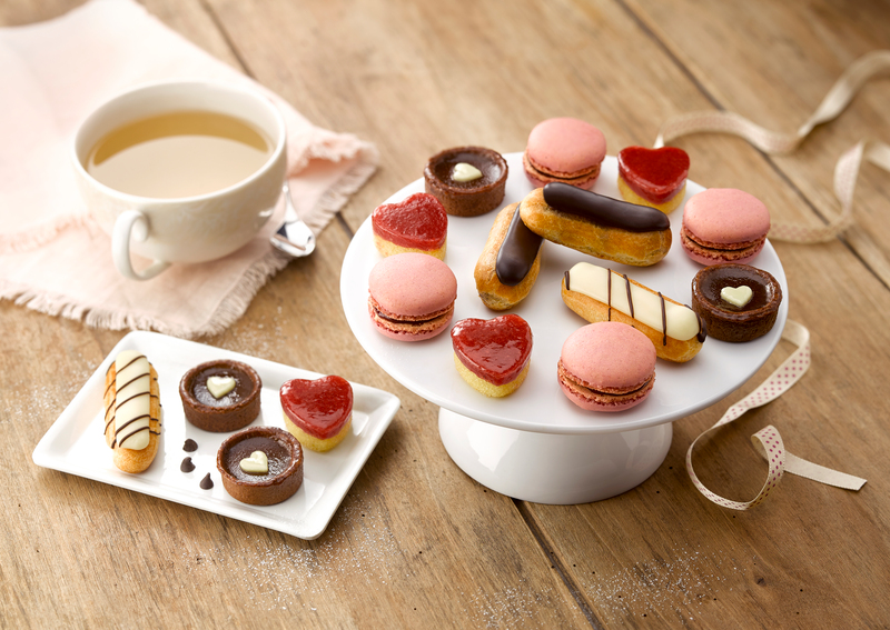  PETITS FOURS BONNES FÊTES X16  code EAN 3187670616278 