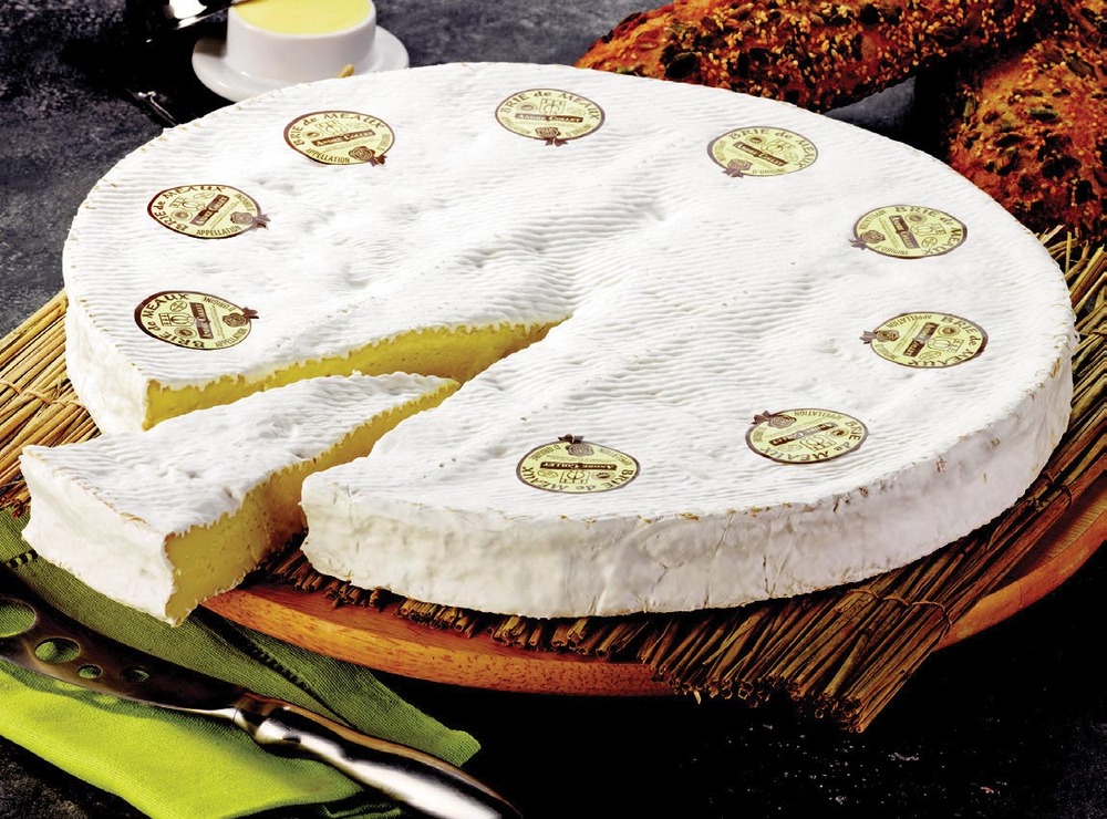  BRIE DE MEAUX AOP (6) 22,8% MAT. GR.*** “ANDRÉ COLLET” code EAN 3228023910220 