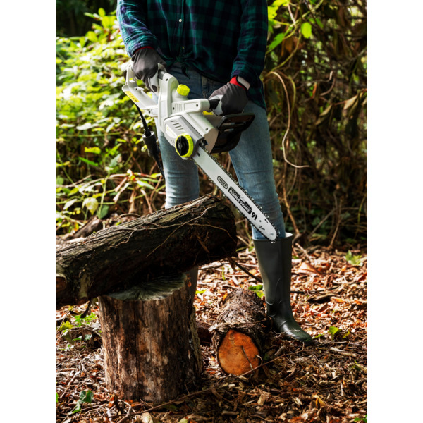  Tronçonneuse Filaire 2000 W Gardenstar code EAN 3245676511703 