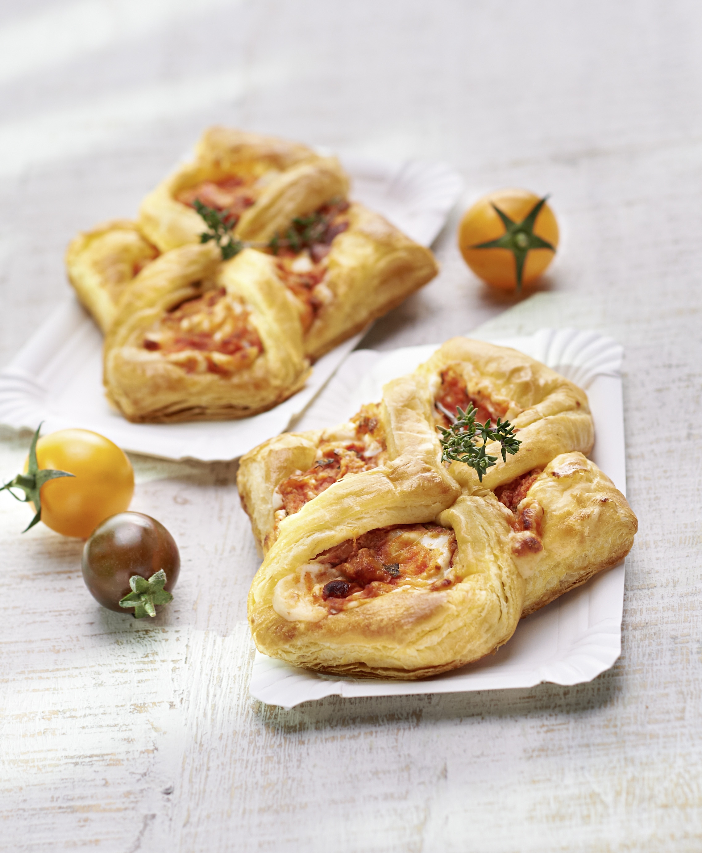 Croisé feuilleté tomates mozzarella Claude Léger