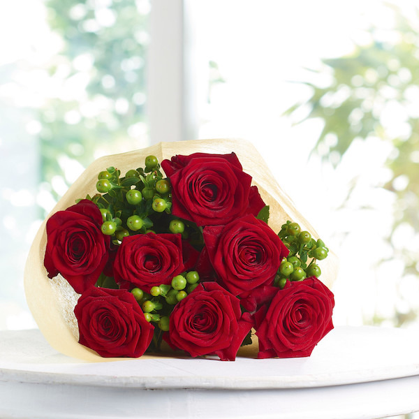 Duo de roses rouges et hypericum vert 3270190817932 (3270190817932)