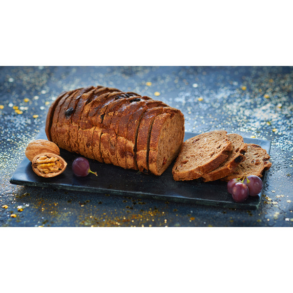 Pain de seigle impérial aux raisins et aux noix...