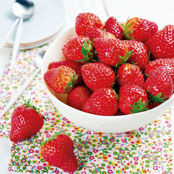  FRAISES MARA DES BOIS
CATEGORIE 1 - ORIGINE FRANCE 
VENDU 3,00 EUROS LA BARQUETTE DE 250G 
PV 3,99 EUROS LE LOT DE 2 BARQUETTES (Soit la barquette) code EAN 3276554567987 