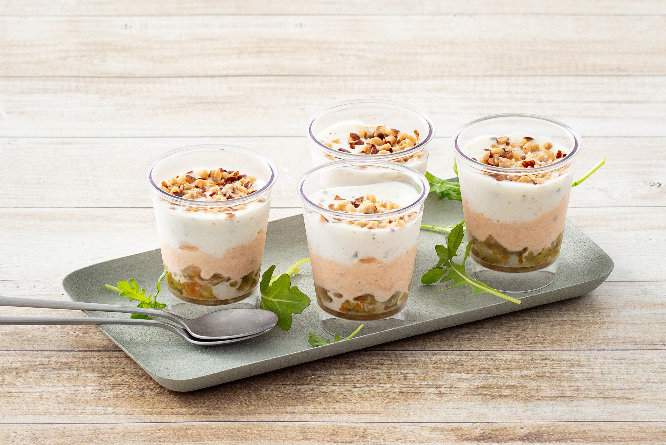  VERRINE TRUITE FROMAGE FRAIS ET LÉGUMES OU SAINT JACQUES POMME CAROTTE OU PATATE DOUCE LENTILLES POIVRON GUYADER code EAN 3276770250502 