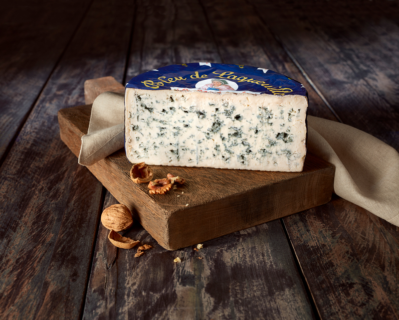 BLEU LAQUEUILLE LA MEMEE