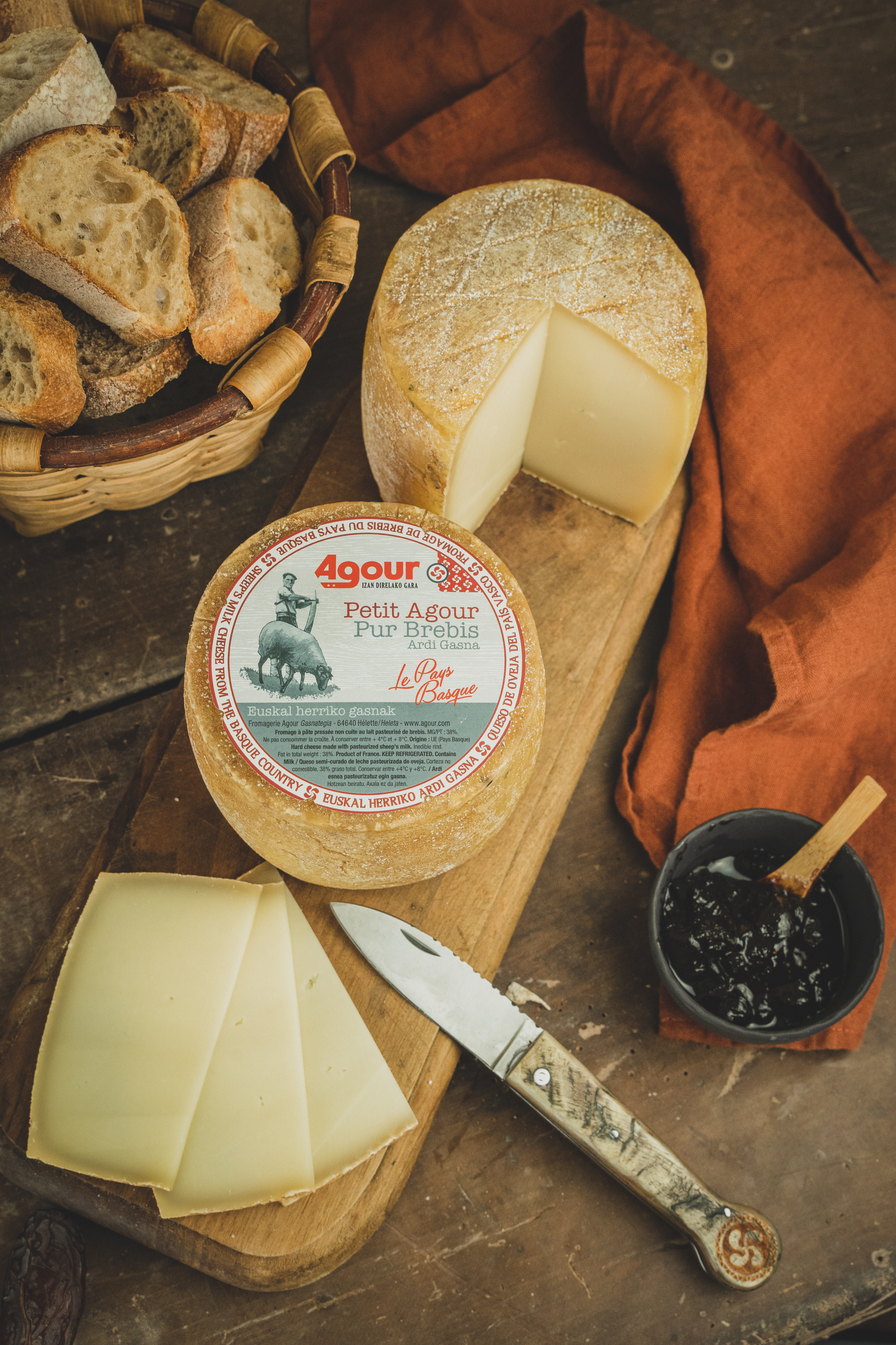 FROMAGE DE BREBIS 38% MAT.GR.