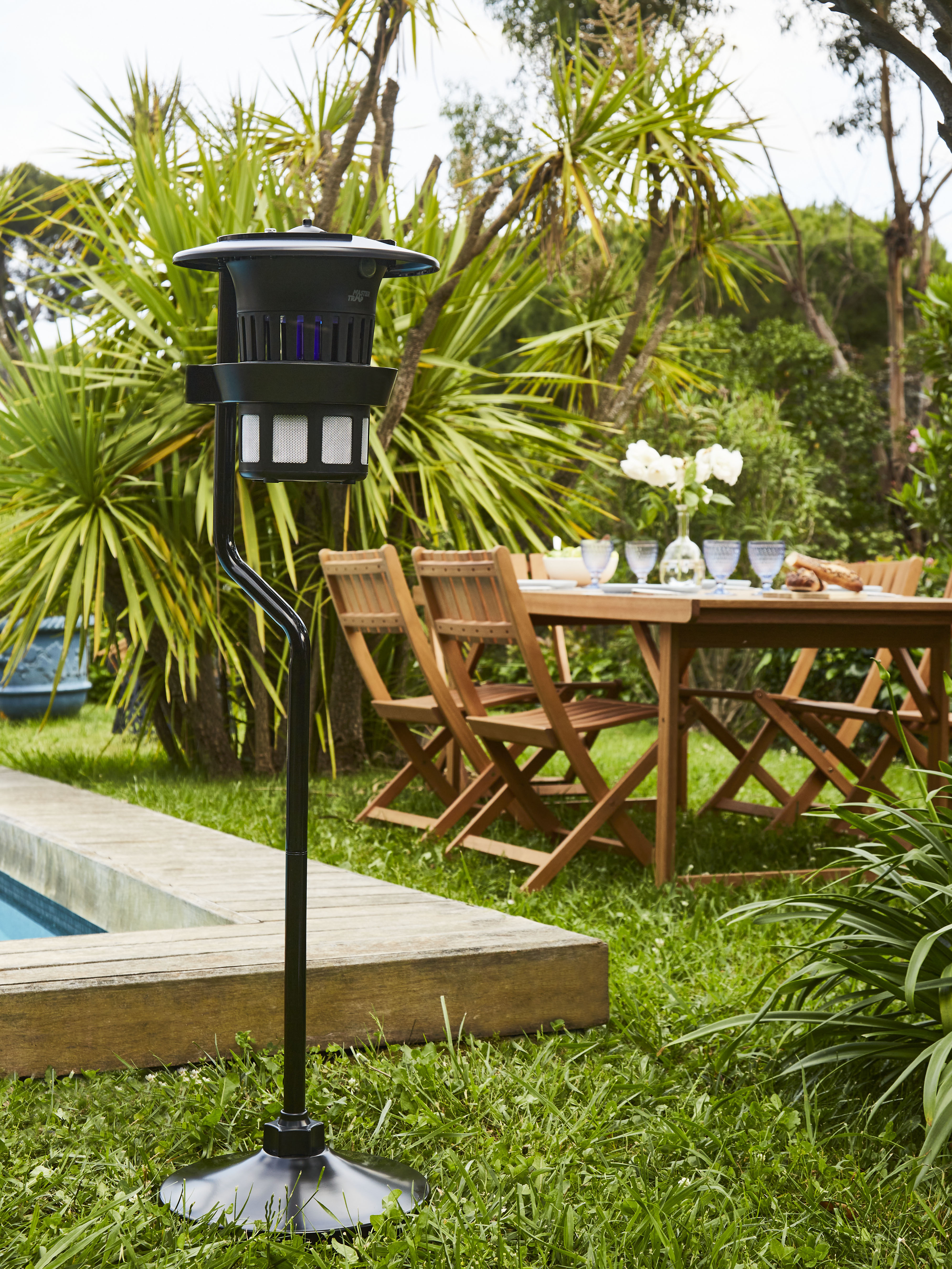  LAMPE ANTI MOUSTIQUES
TIGER TRAP PRO 220 V code EAN 3451571037815 