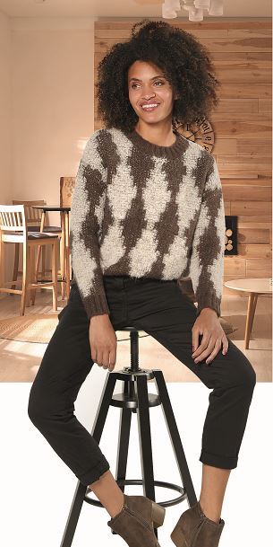  PULL LOSANGE  code EAN 3454183467025 