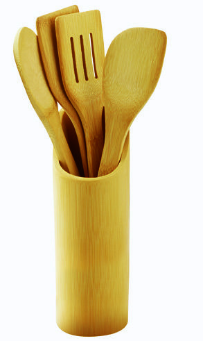  POT AVEC 4 USTENSILES DE CUISINE code EAN 3459223553522 