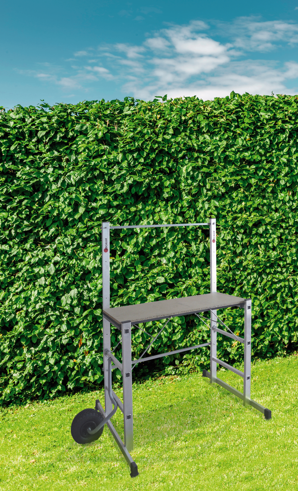 ÉCHAFAUDAGE ROULANT 