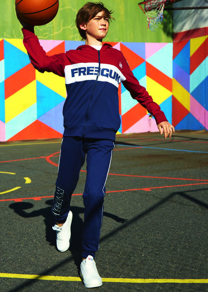 SWEAT CAPUCHE ZIPPÉ