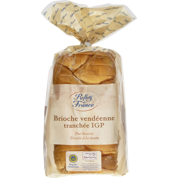 Brioche tressée tranchée