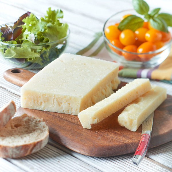  Pecorino Romano A.O.P (1) code EAN 3565670000189 