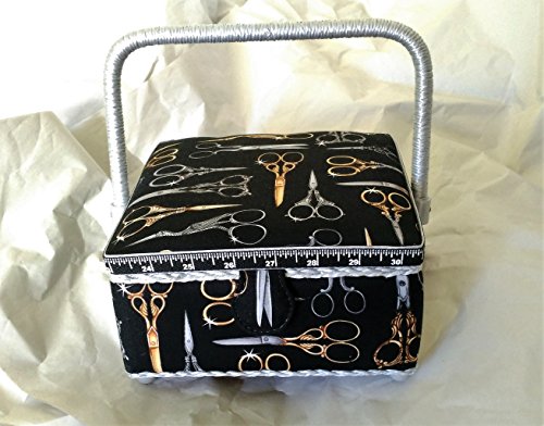 Très Belle Boite à Couture Ciseaux Fond Noir Mo...
