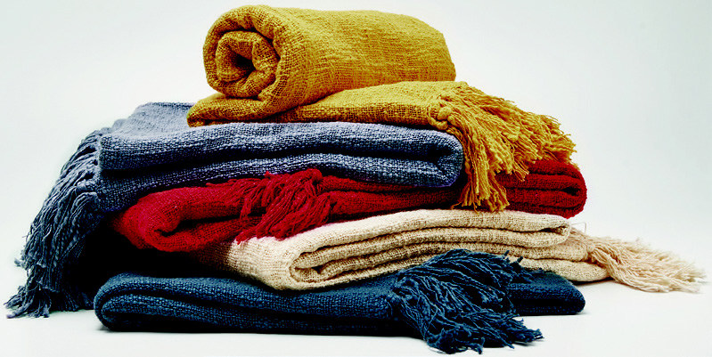 Tissaiarouge PLAID 130X150 CM code EAN 3601029951020 