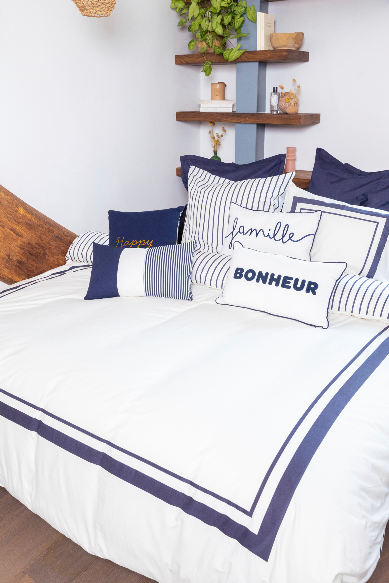 TISSAIA PARURE HOUSSE DE COUETTE 240X220 CM + 2 TAIES D'OREILLER 63X63 CM code EAN 3601029959910 