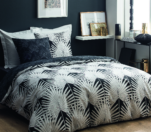 PARURE HOUSSE DE COUETTE 240X220 CM + 2 TAIES D'OREILLER 63 X 63 CM 3601029968240 Tissaiarouge