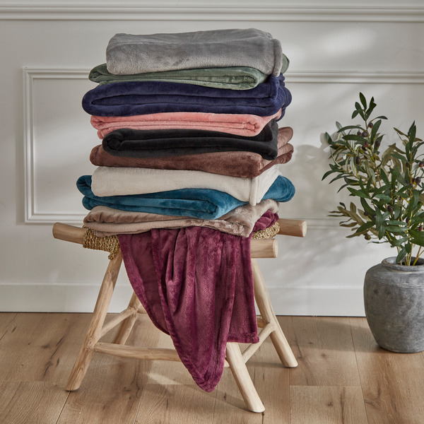 Coussin et plaid extra doux