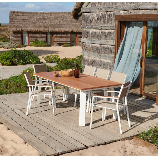 La table + 6 fauteuils