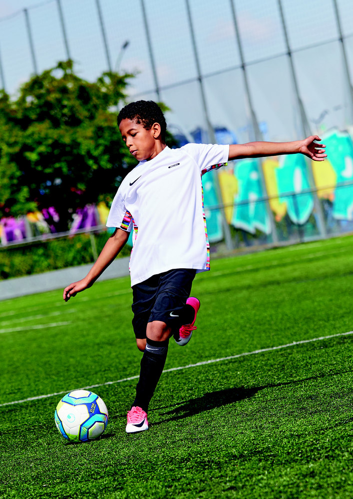 MAILLOT OU SHORT D’ENTRAÎNEMENT JUNIOR